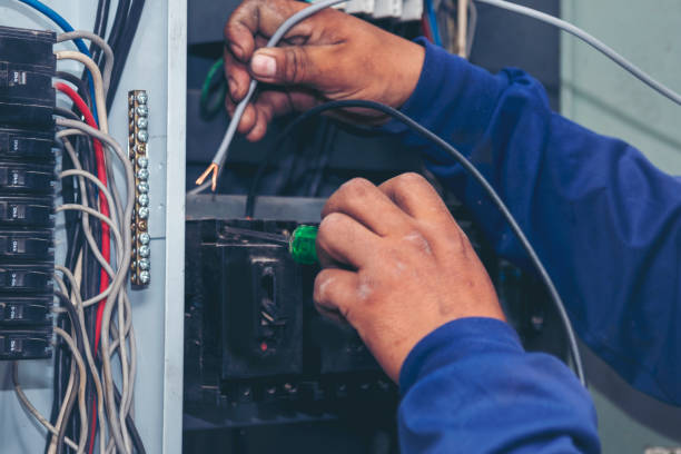 Best Local Electrician Companies  in Hugo, OK